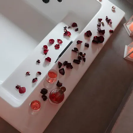 The Lot Luxury Apartment *
